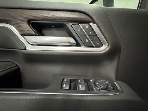 New 2026 GMC Sierra 2500 SLT image 14