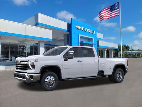New 2026 Chevrolet Silverado 3500 LTZ w/ LTZ Plus Package AWD/4WD image 2