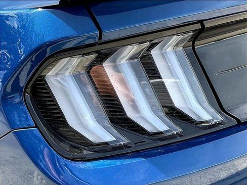 Used 2022 Ford Mustang GT Premium w/ Equipment Group 401A RWD image 28