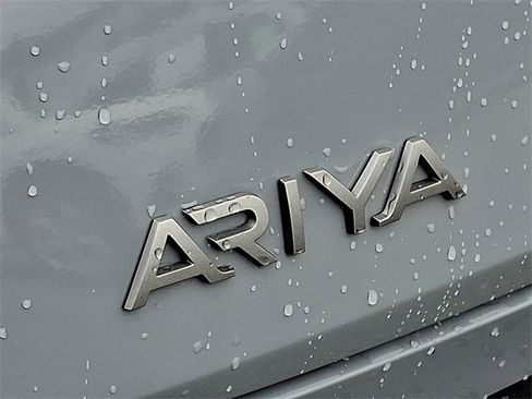 Used 2024 Nissan Ariya AWD image 30