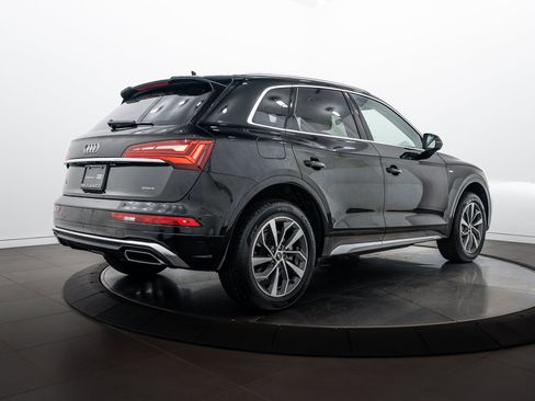 Certified 2023 Audi Q5 2.0T Premium Plus w/ Premium Plus Package AWD/4WD image 4
