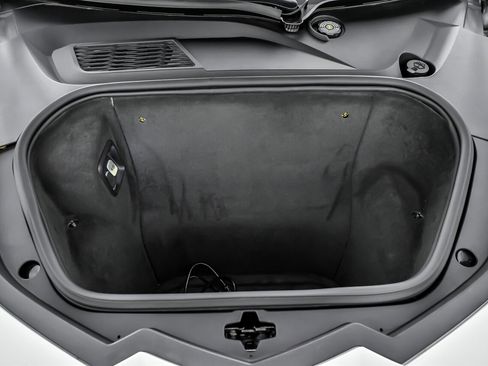 Used 2020 Chevrolet Corvette Stingray Preferred Cpe w/ 2LT Preferred Equipment Group image 19