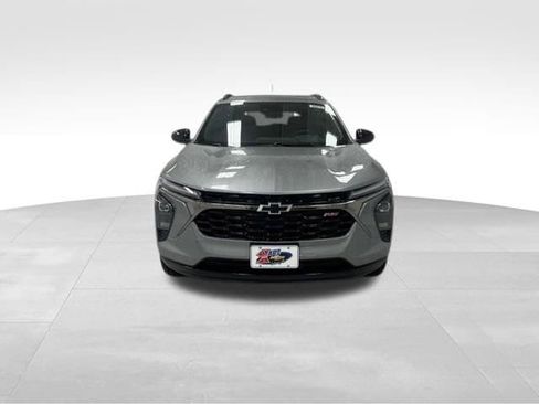 New 2026 Chevrolet Trax RS w/ Sunroof Package FWD image 2