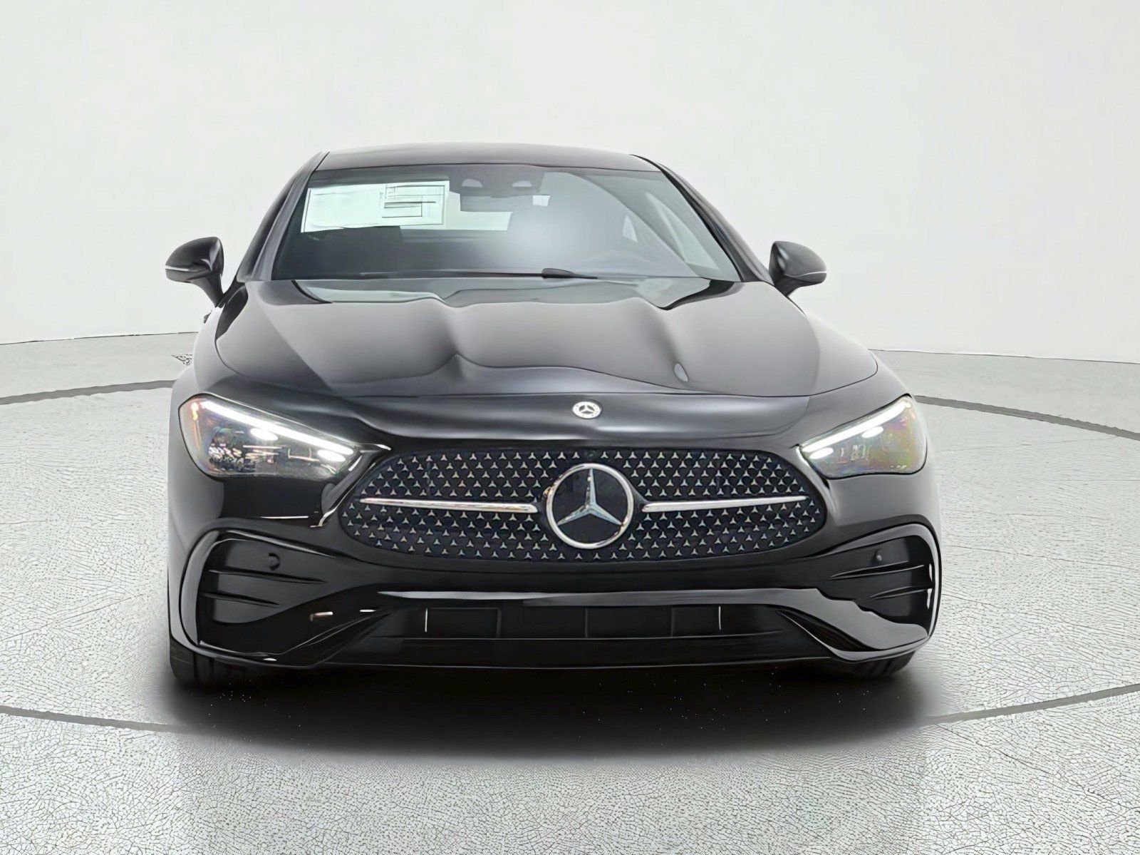 New 2027 Mercedes-Benz CLE 450 4MATIC Coupe image 2