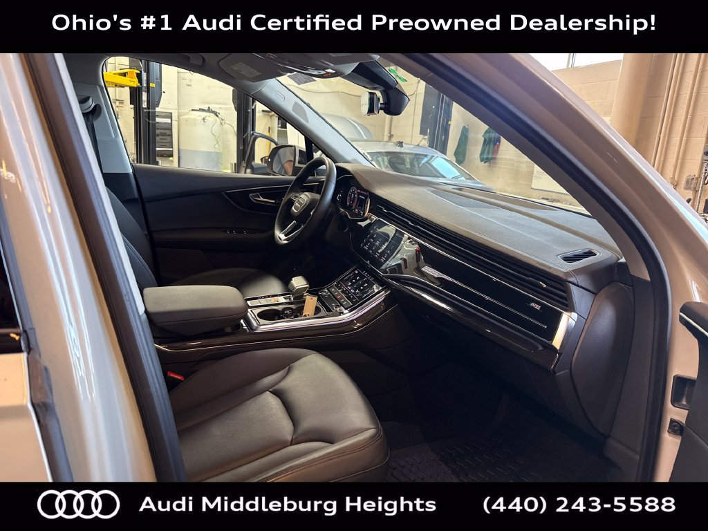 Used 2023 Audi Q7 2.0T Premium Plus w/ Premium Plus Package AWD/4WD image 29