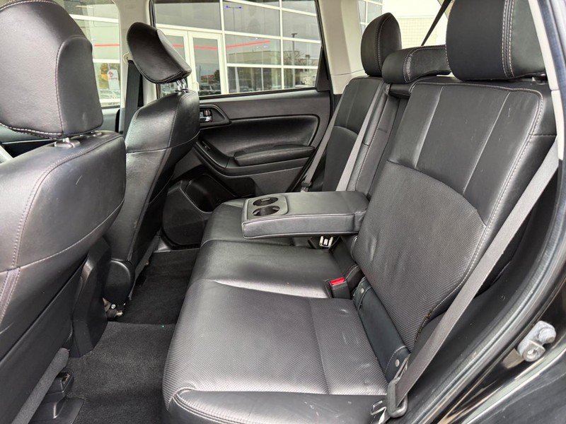Used 2015 Subaru Forester 2.5i Limited AWD/4WD image 12