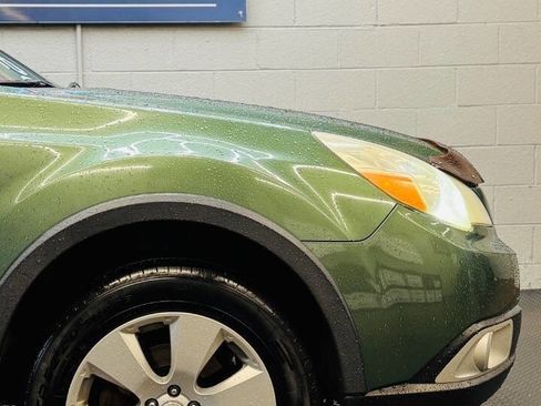 Used 2010 Subaru Outback 2.5i Premium image 19