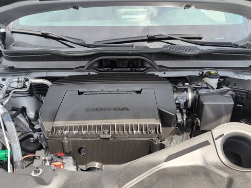 Used 2025 Honda Pilot TrailSport image 60