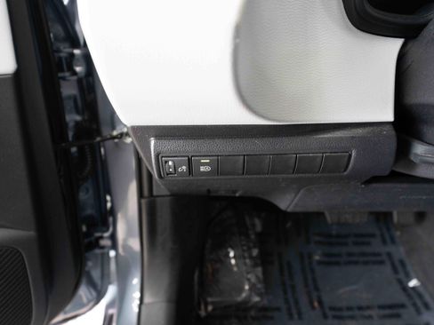 Used 2025 Toyota Corolla SE w/ SE Premium Package image 11