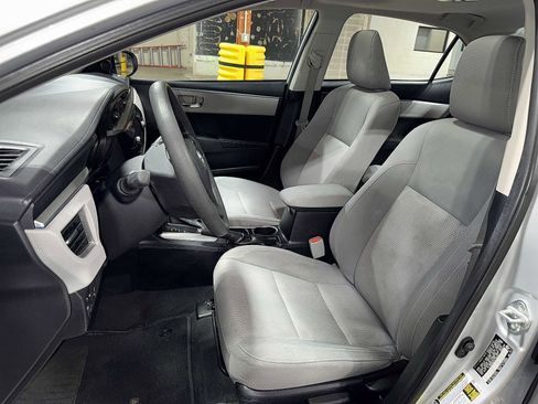 Used 2014 Toyota Corolla LE image 14