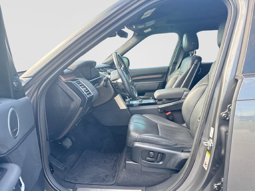 Used 2019 Land Rover Discovery HSE AWD/4WD image 13