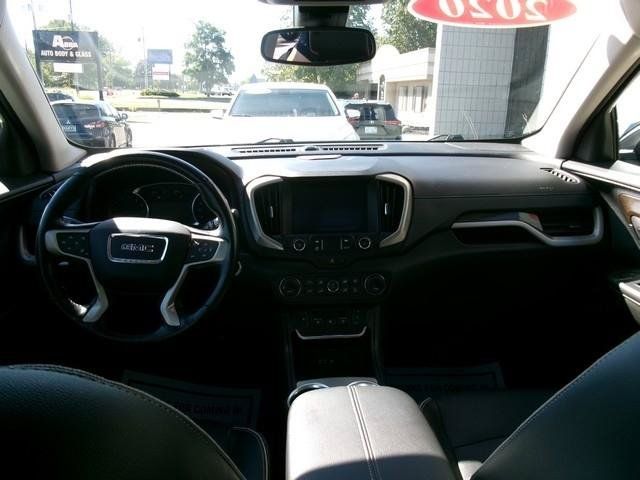 Used 2020 GMC Terrain Denali w/ GMC Pro Grade Package AWD/4WD image 27