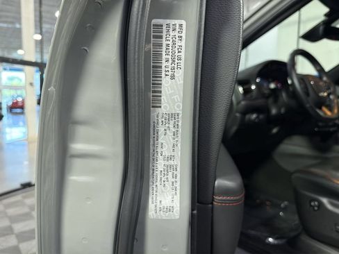 Used 2024 Dodge Durango GT AWD/4WD image 41
