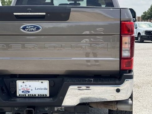 Used 2022 Ford F250 Lariat w/ Lariat Ultimate Package AWD/4WD image 6