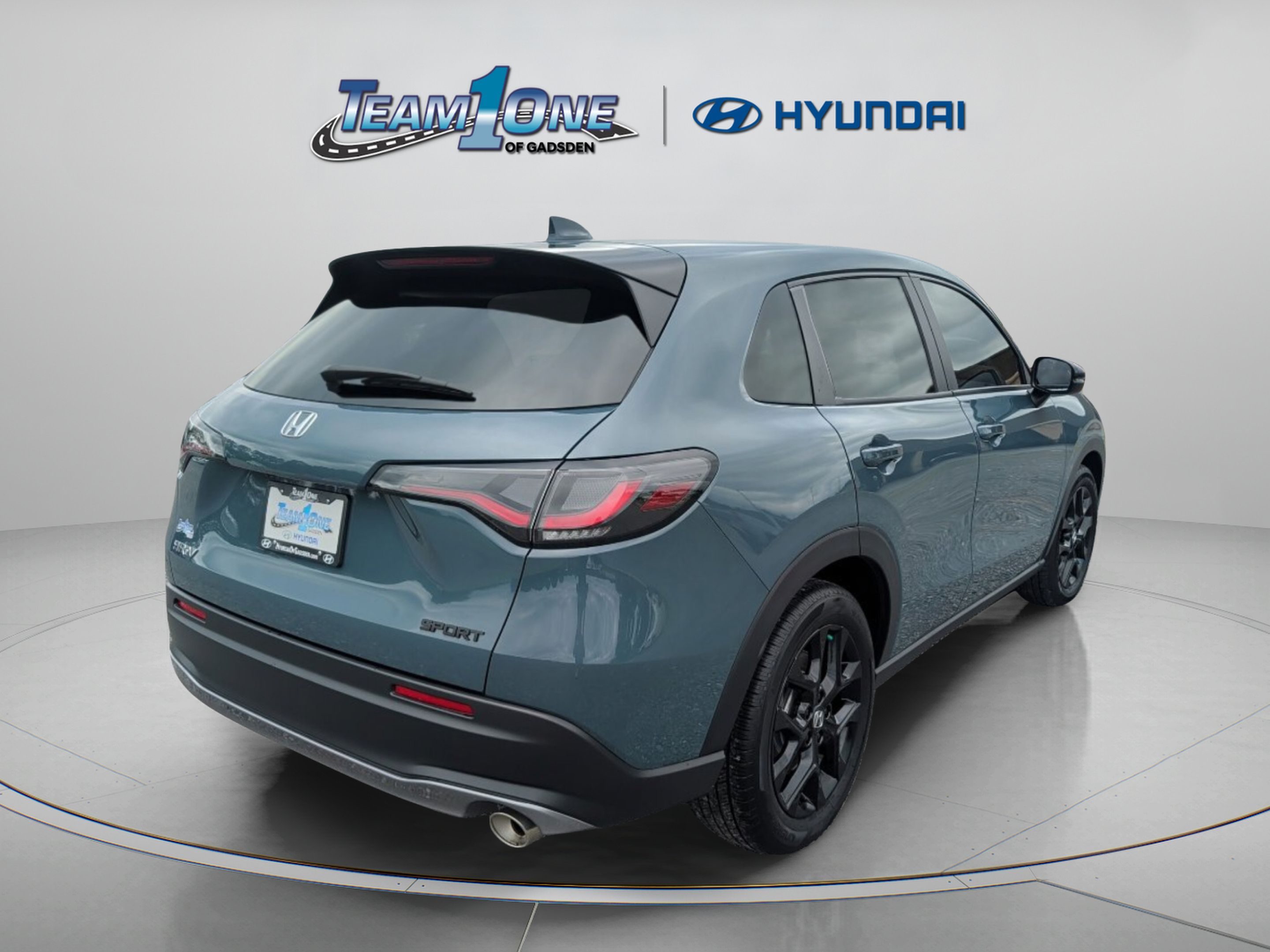 Used 2025 Honda HR-V Sport image 8