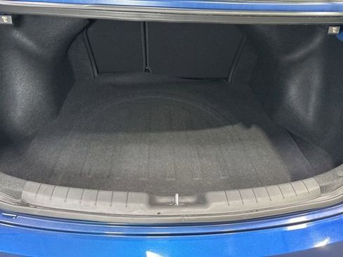Used 2020 Hyundai Elantra SE FWD image 25