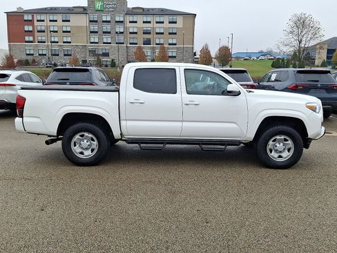 Used 2022 Toyota Tacoma image 7