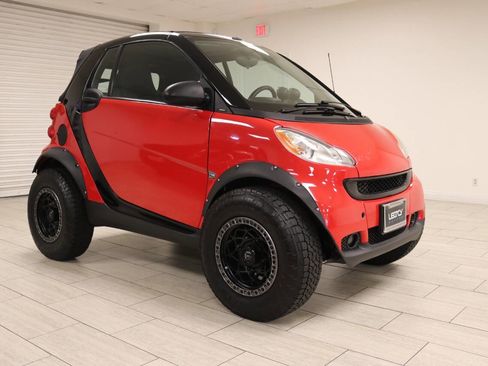 Used 2009 smart fortwo passion RWD image 5
