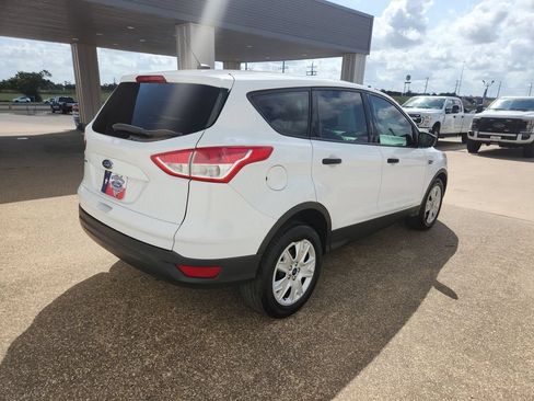 Used 2016 Ford Escape S FWD image 8