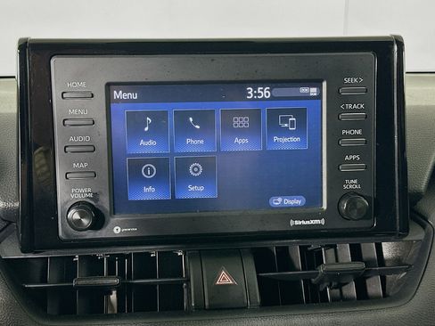 Used 2020 Toyota RAV4 LE image 21