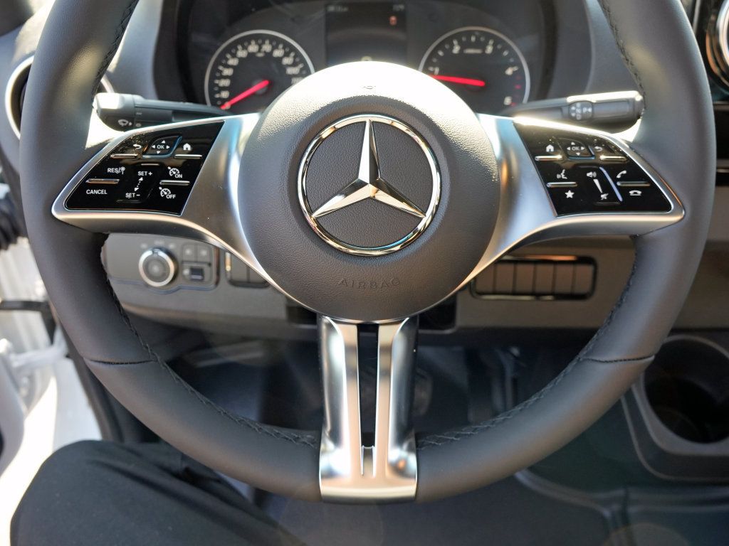 Used 2026 Mercedes-Benz Sprinter 2500 image 14