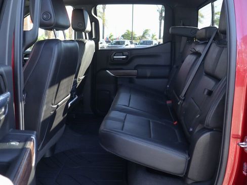 Used 2022 Chevrolet Silverado 1500 High Country w/ Technology Package AWD/4WD image 43