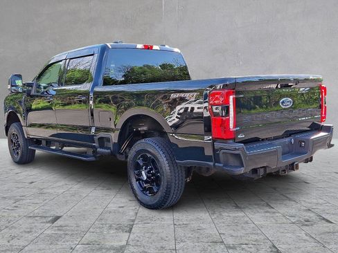 Used 2024 Ford F250 XLT w/ XLT Premium Package AWD/4WD image 4