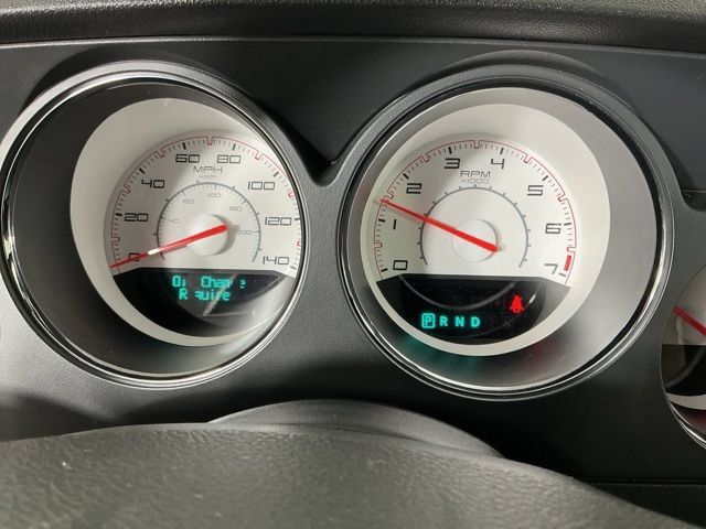 Used 2013 Dodge Challenger SXT RWD image 16