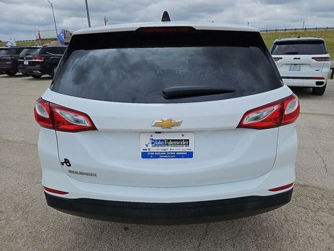 Used 2021 Chevrolet Equinox LS w/ LS Convenience Package FWD image 6
