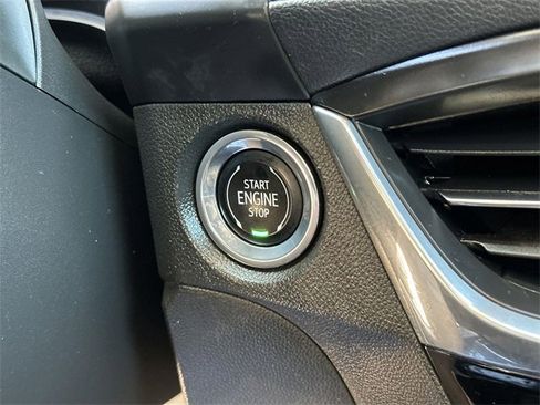 Used 2024 Buick Encore GX Sport Touring image 15