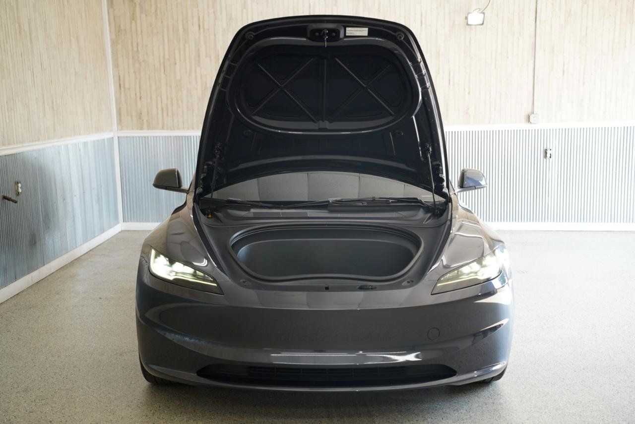 Used 2024 Tesla Model 3 Long Range RWD image 39
