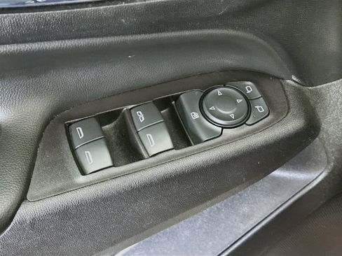 Used 2021 Chevrolet Equinox LT AWD/4WD image 15