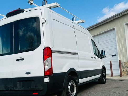 Used 2020 Ford Transit 150 Medium Roof image 5