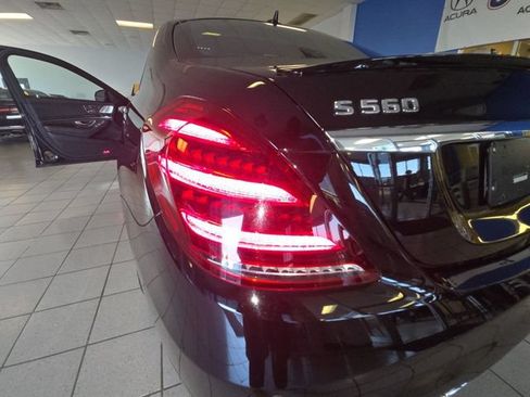 Used 2020 Mercedes-Benz S 560 4MATIC Sedan image 28