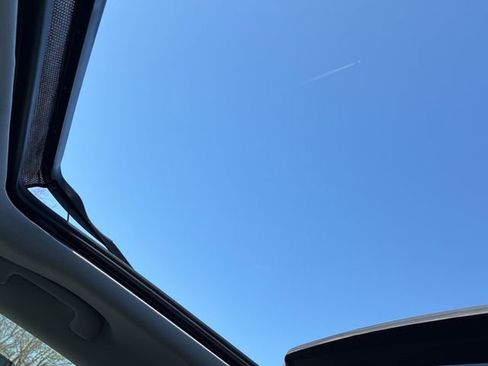 Used 2022 Jeep Compass Limited w/ Elite Group image 3