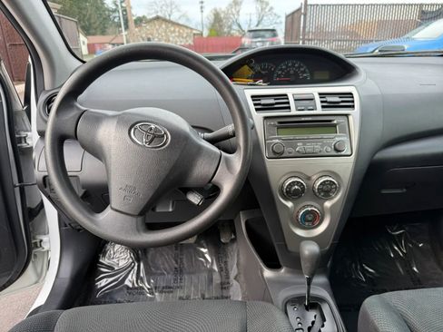 Used 2012 Toyota Yaris Sedan 4D image 15