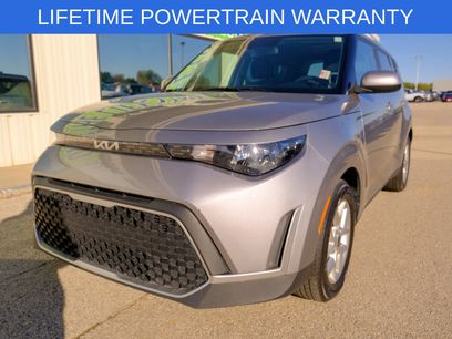 Used 2023 Kia Soul LX w/ LX Technology Package