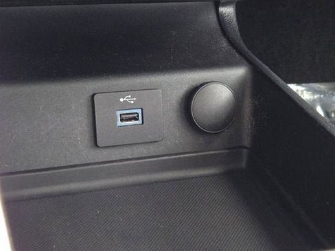 Used 2018 Ford Fusion S image 26