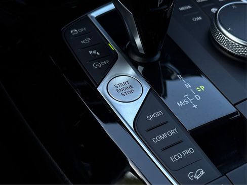 Used 2024 BMW X3 xDrive30i w/ Premium Package image 27