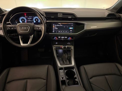 Certified 2024 Audi Q3 2.0T Premium AWD/4WD image 17
