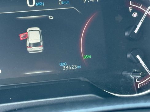 Used 2025 Toyota RAV4 XLE FWD image 20