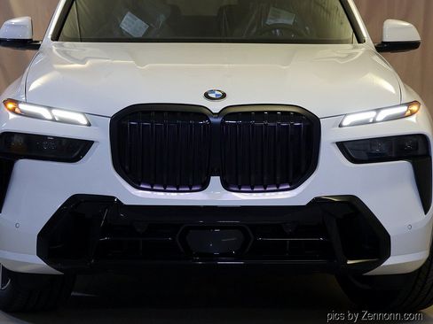 New 2027 BMW X7 xDrive40i w/ Executive Package AWD/4WD image 6