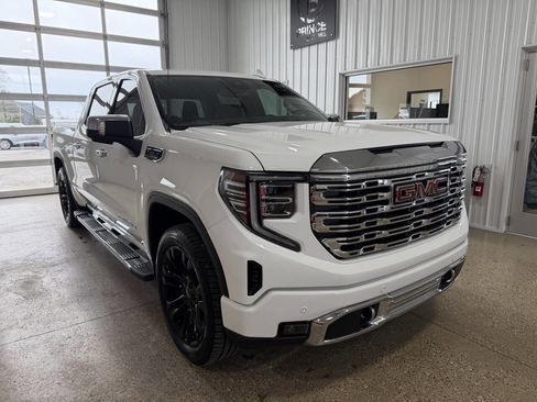 Used 2022 GMC Sierra 1500 Denali image 11