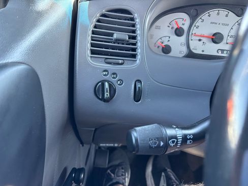 Used 2003 Ford Ranger XLT AWD/4WD image 26