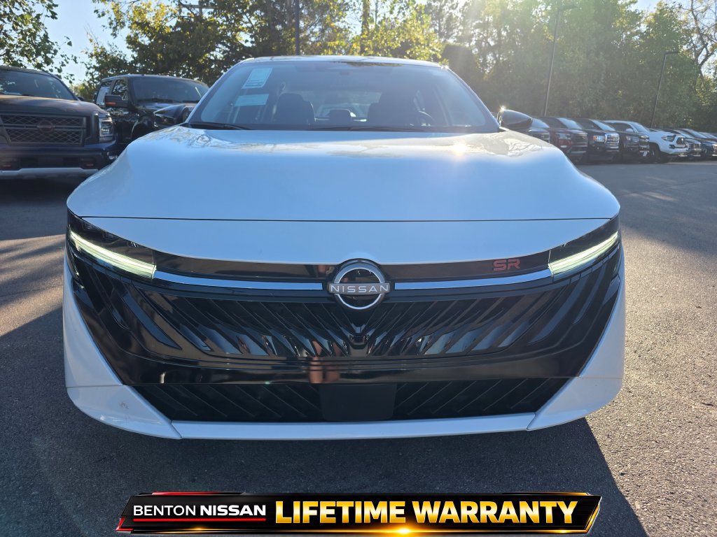 Used 2026 Nissan Sentra SR w/ SR Premium Package FWD image 11