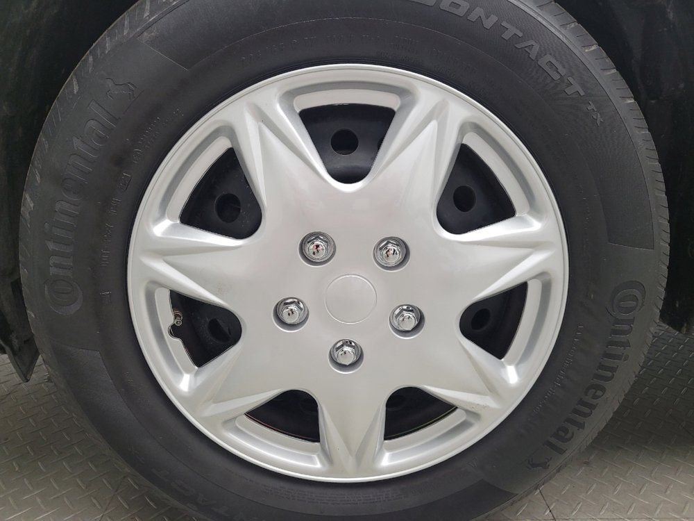 Used 2015 Nissan Rogue S AWD/4WD image 31