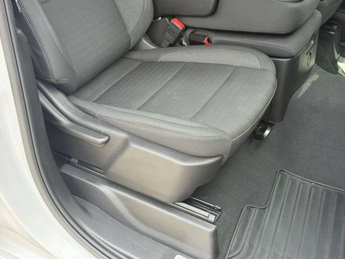 Used 2025 GMC Sierra 1500 SLE RWD image 19