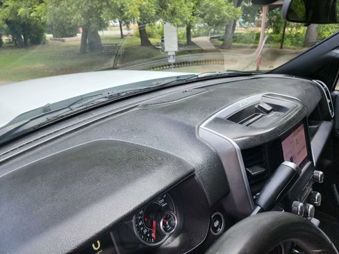 Used 2022 RAM 2500 Big Horn image 25