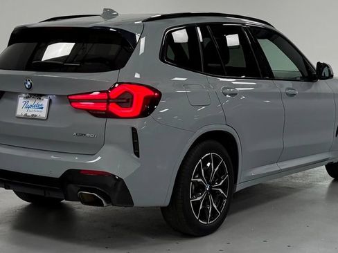 Used 2022 BMW X3 xDrive30i w/ M Sport Package AWD/4WD image 3