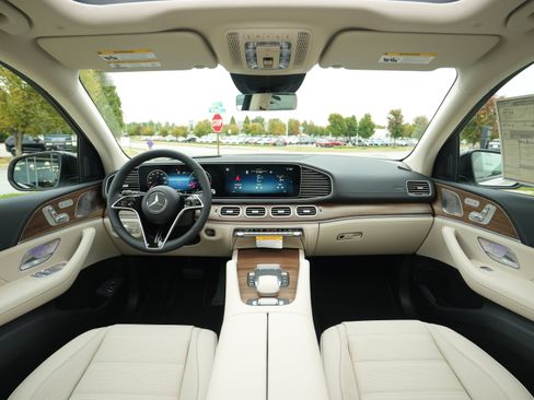 New 2026 Mercedes-Benz GLE 580 4MATIC image 18